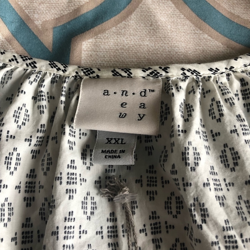 XXL Women’s top from Target - Picture 3 of 4